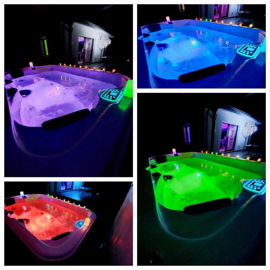 Un Sejour Romantique En Couple Avec Jacuzzi Prive Chromotherapie Jardin Maison Privee Ychoux Bagian luar foto